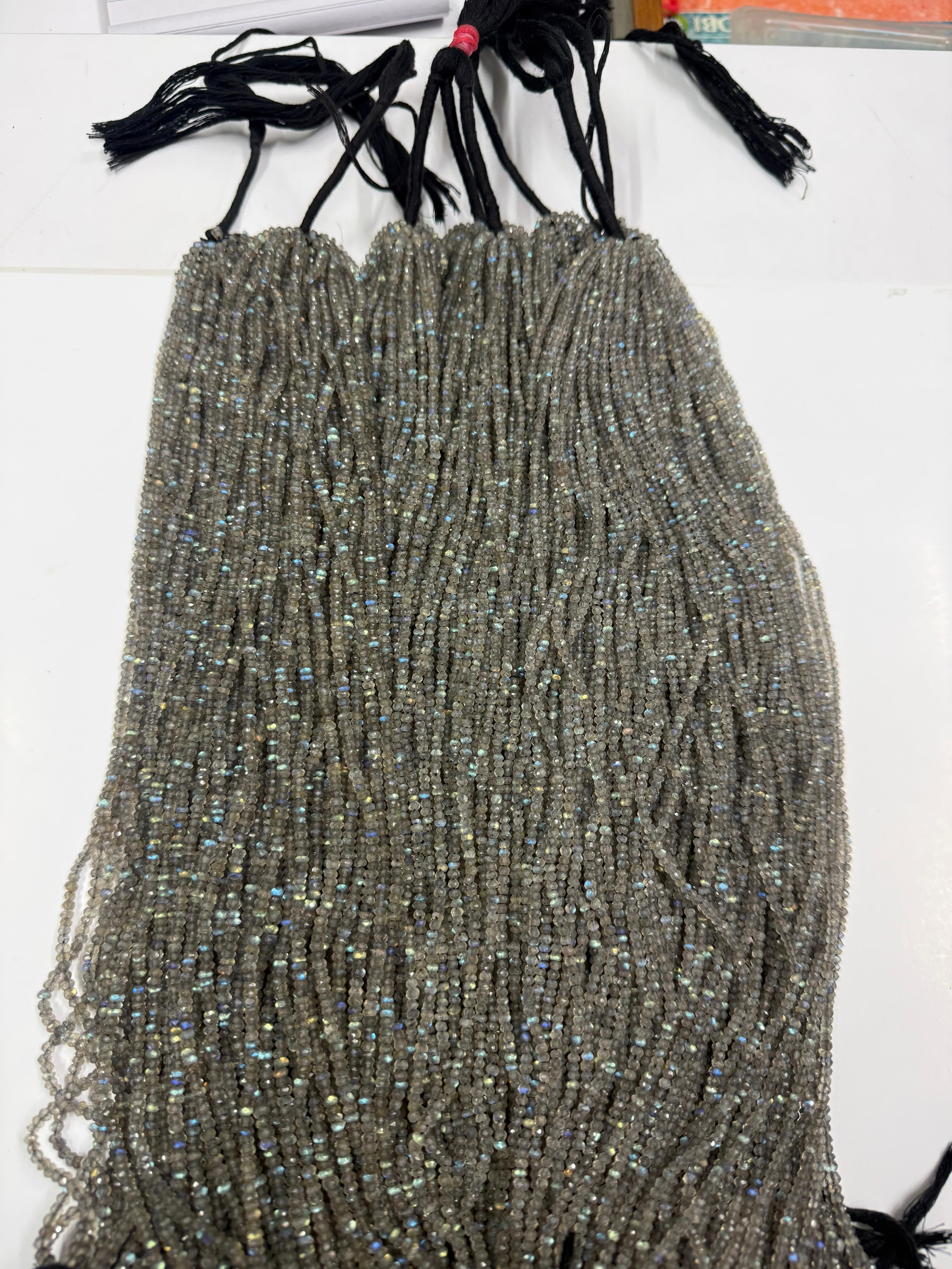 Labradorita Botão Facetado 3-4 mm - 1 Fio 38 cm