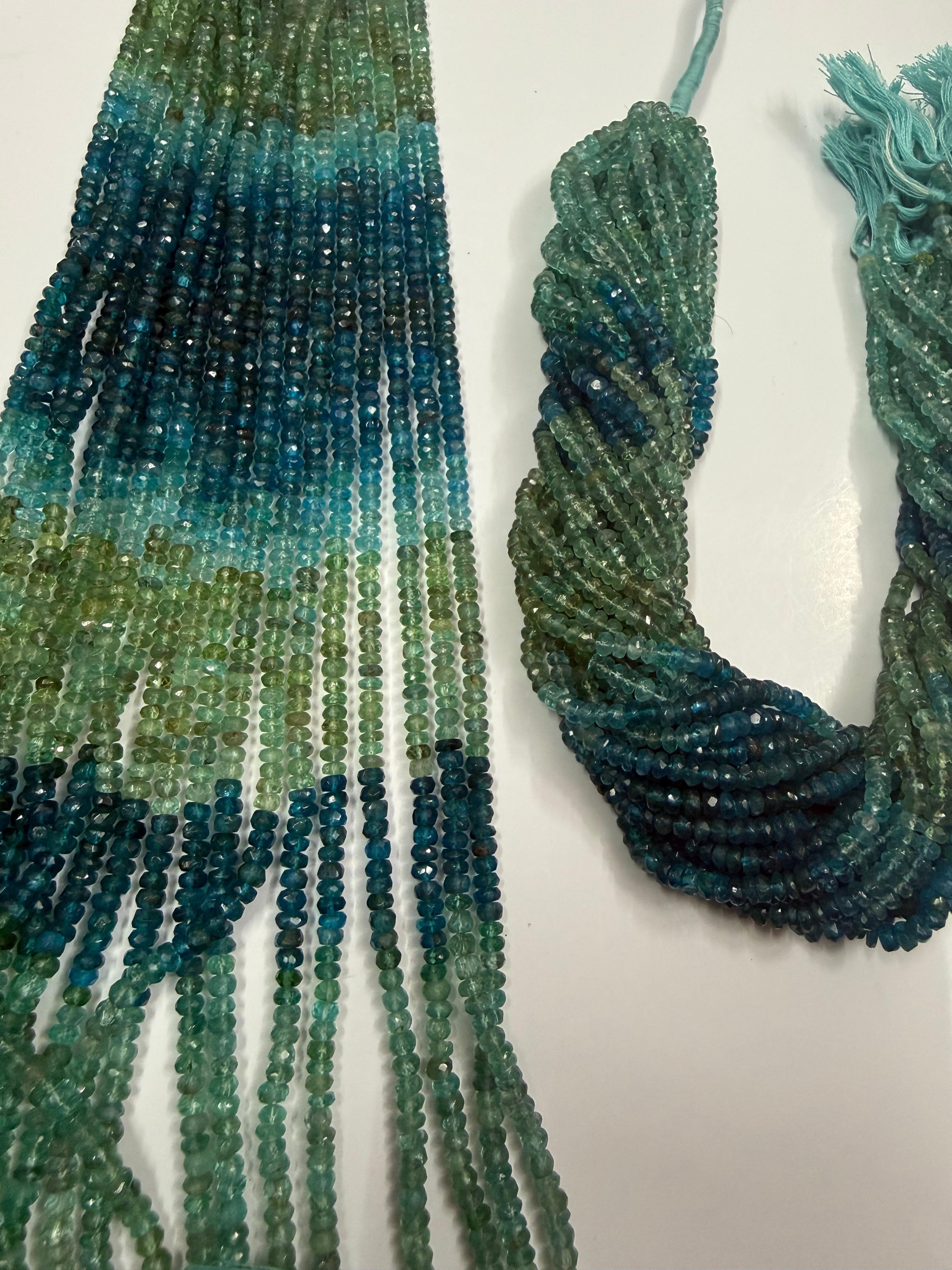 Amazonita Degrade Botão Facetado 4-4.5 mm - 1 Fio 38 cm