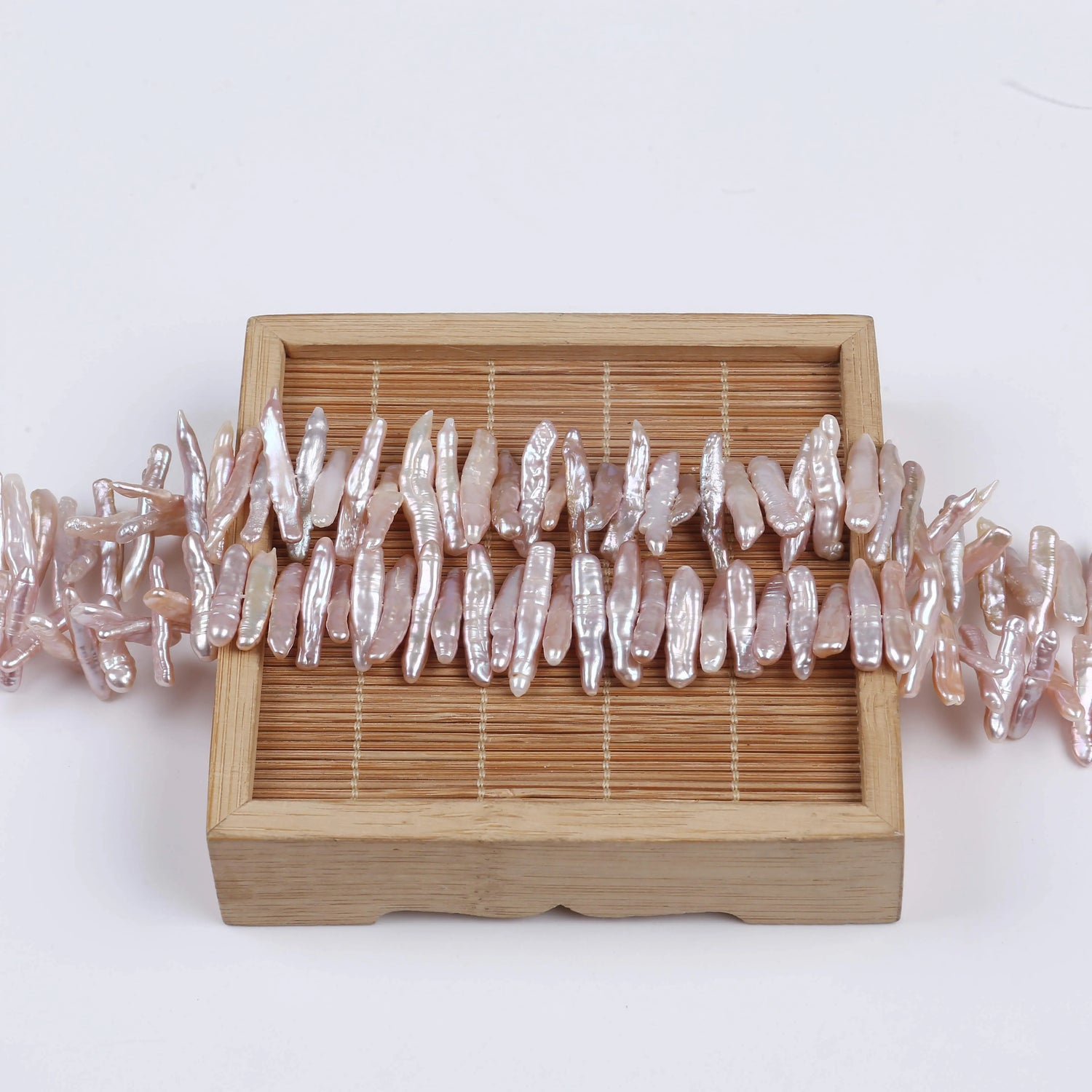 PEROLA BIWA 26 MM -1 FIO - 38CM