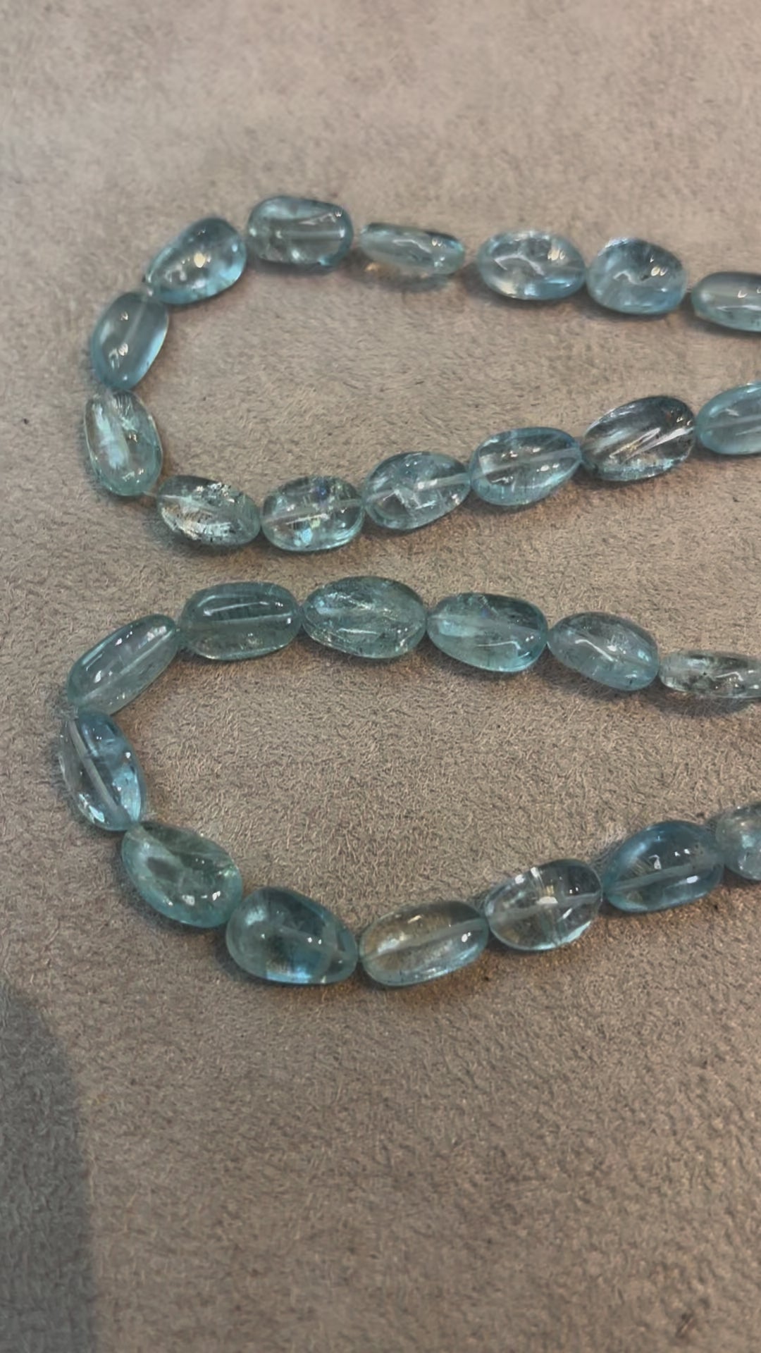 AGUA MARINHA NUGGET 8-13.5 MM – 1 FIO – 40CM