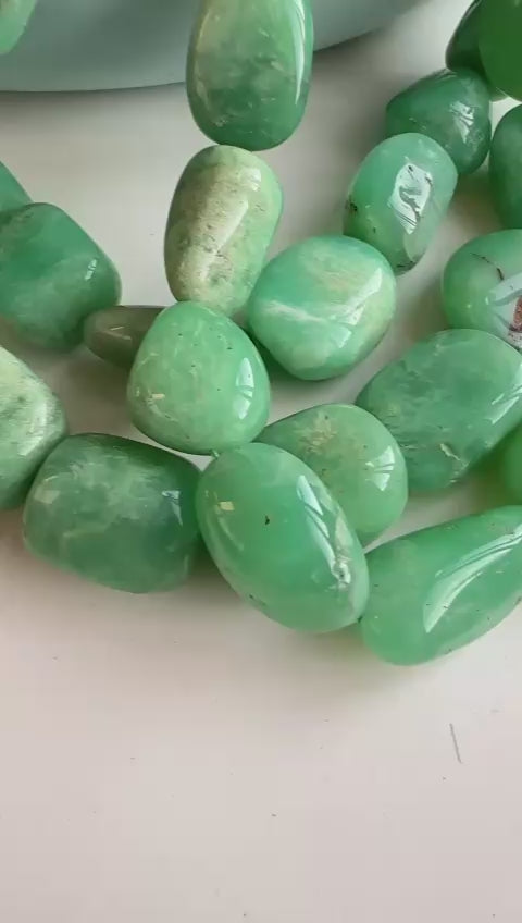 CRISOPRÁSIO NUGGET 8x11 MM - 20X16 MM  – 1 FIO – 45CM