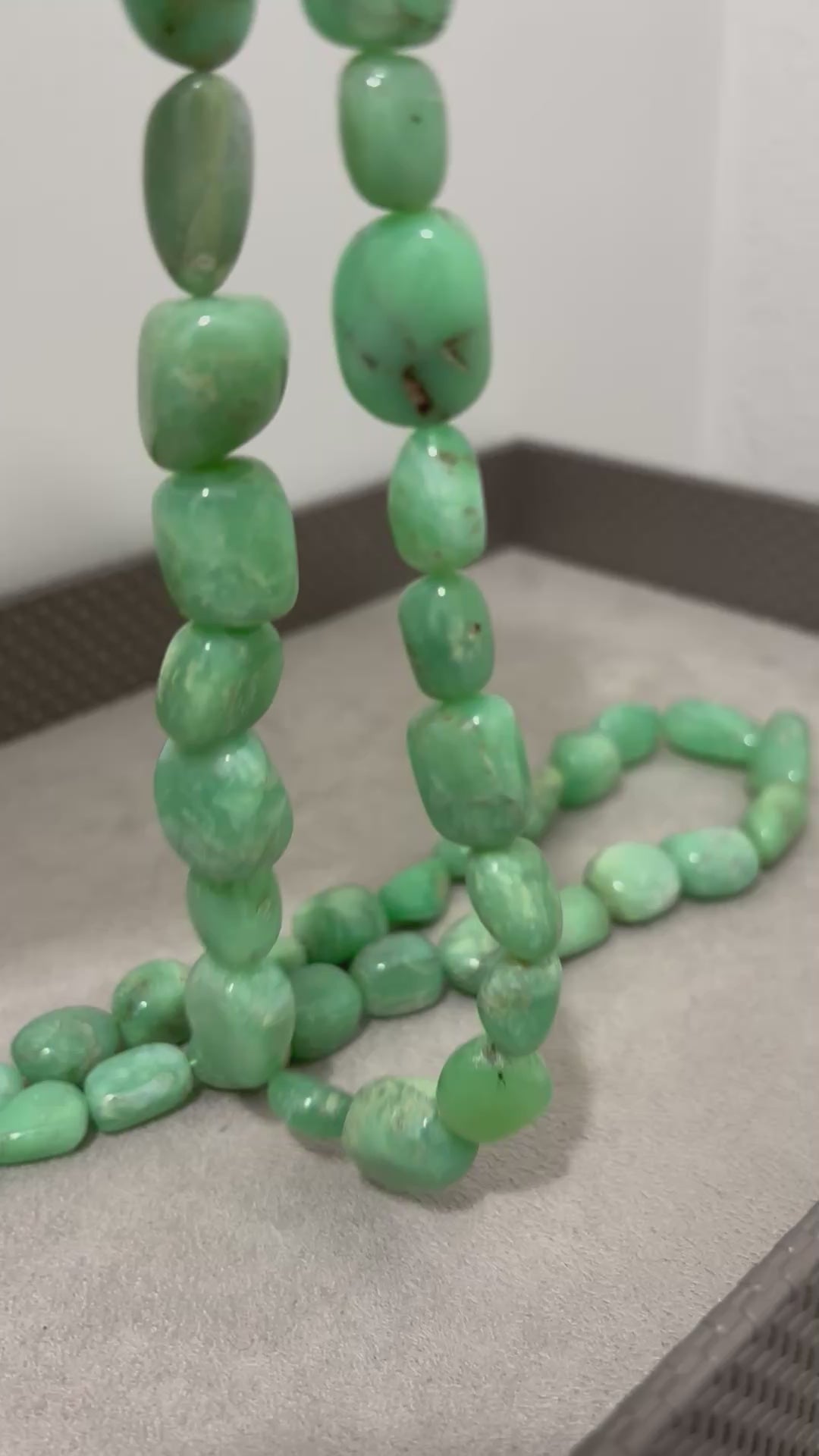 CRISOPRÁSIO NUGGET 8x11 MM - 20X16 MM  – 1 FIO – 45CM