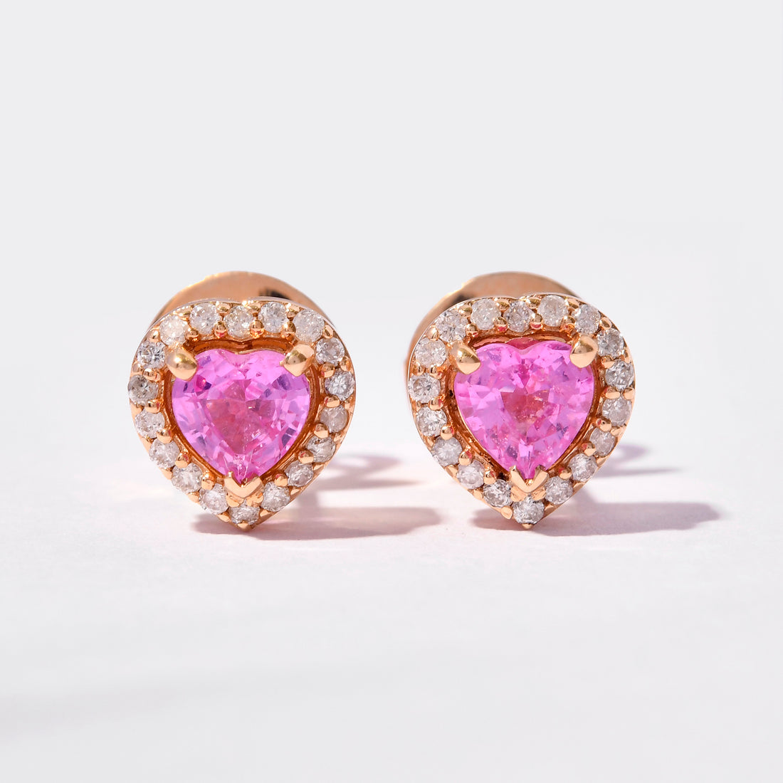 Brinco Stud Coração Safira Rosa e Diamantes