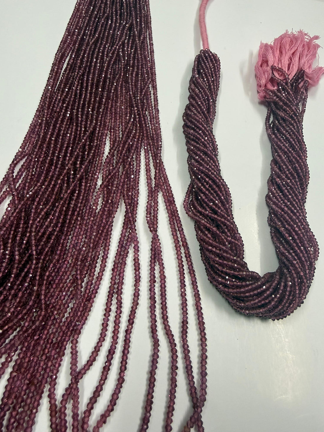 Rodolita Botão Facetado 3 mm - 1 Fio 38 cm