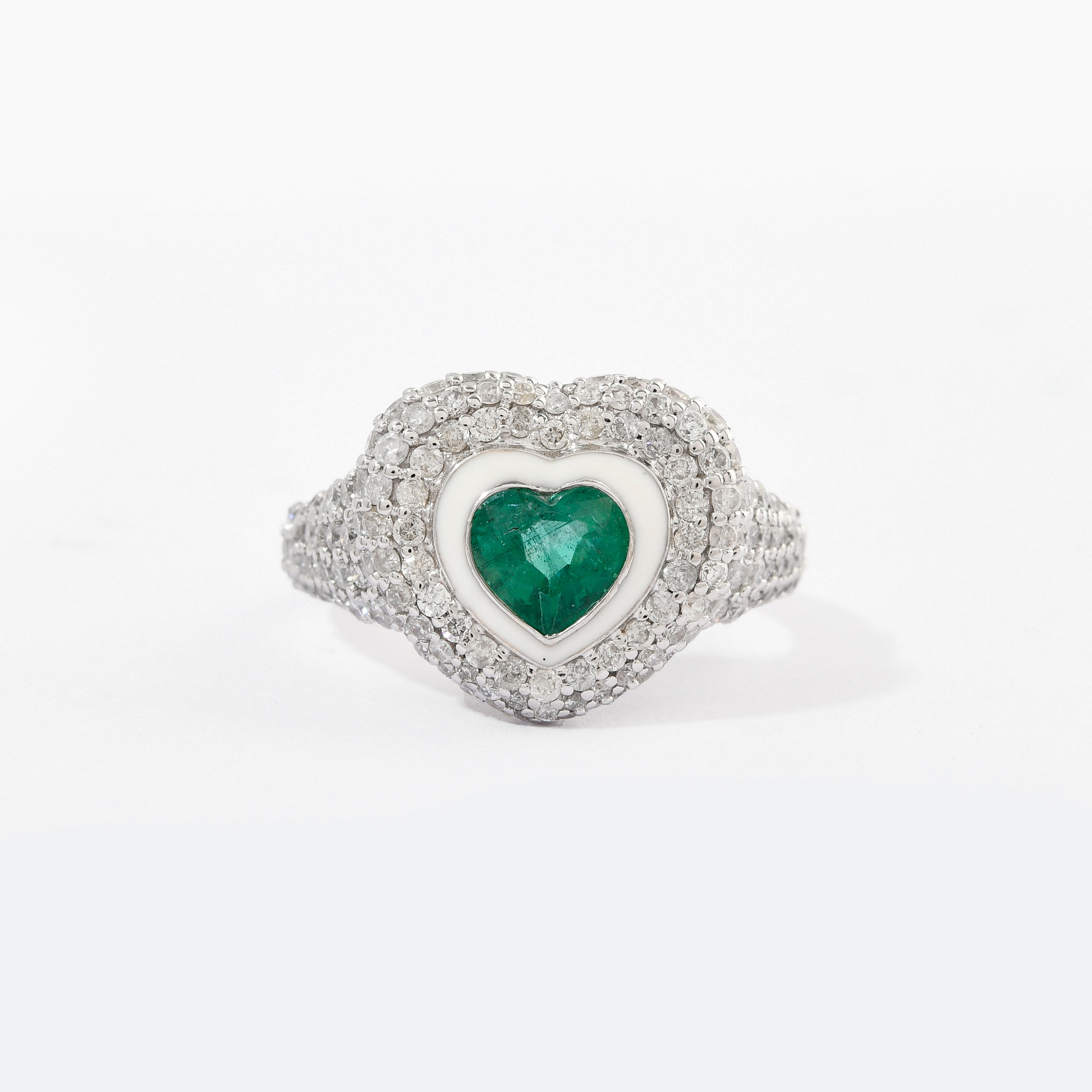 Anel Pinky Heart Pave Enamel Esmeralda e Diamantes