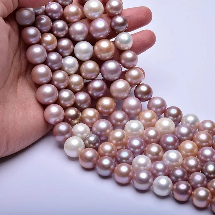 PEROLA REDONDA AAA 12-14 MM - 1 FIO - 40 CM