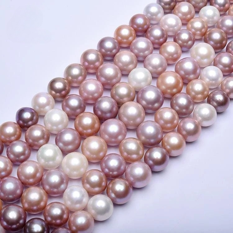PEROLA REDONDA AAA 12-14 MM - 1 FIO - 40 CM
