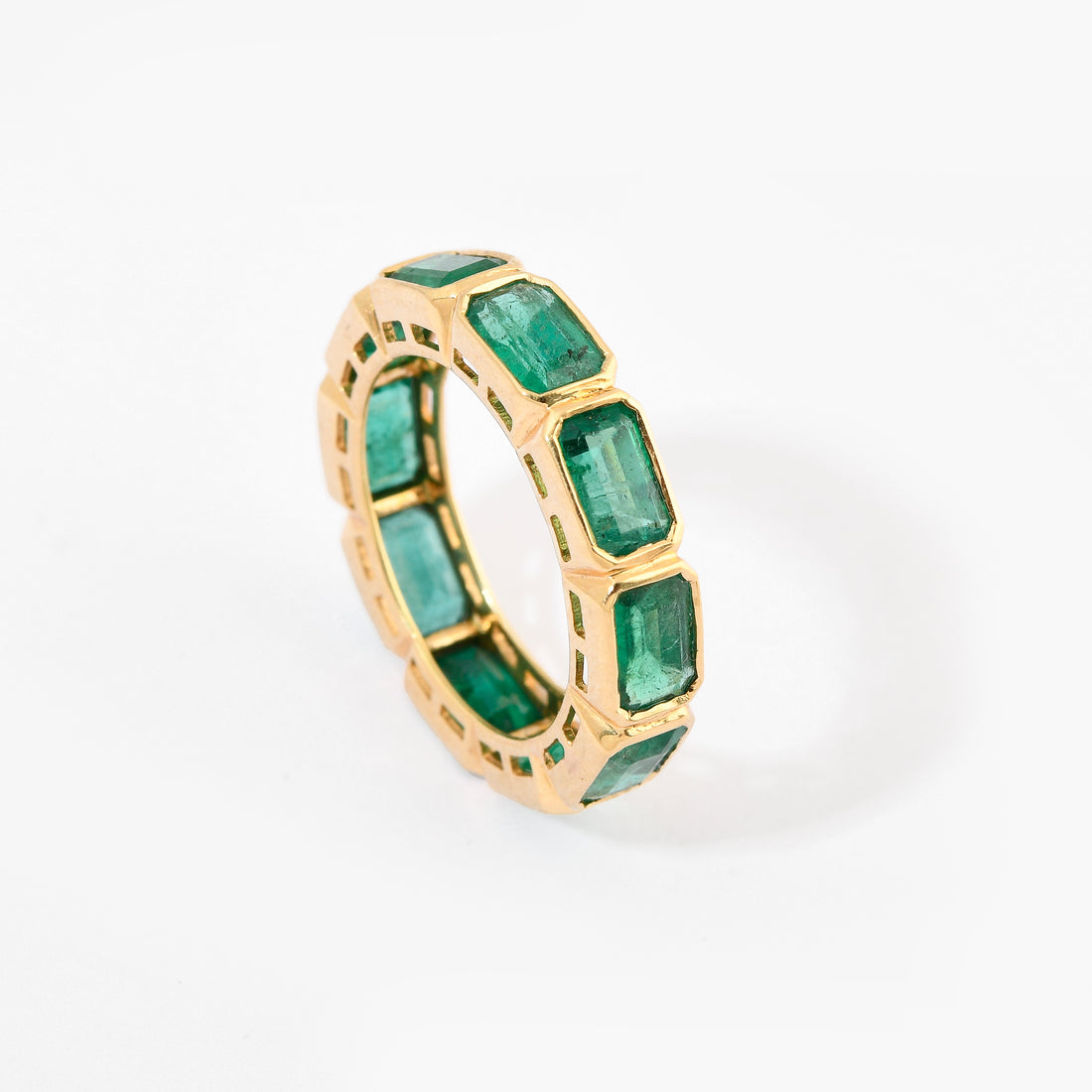 Anel Aliança Emerald Cut Bezel Set Esmeralda