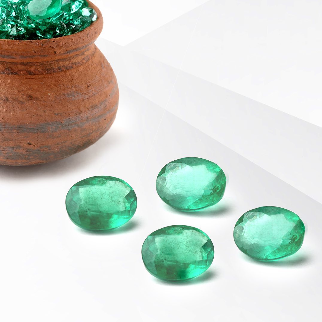 Esmeralda Oval Lapidada Calibrada Natural – Alta Qualidade para Joalheria