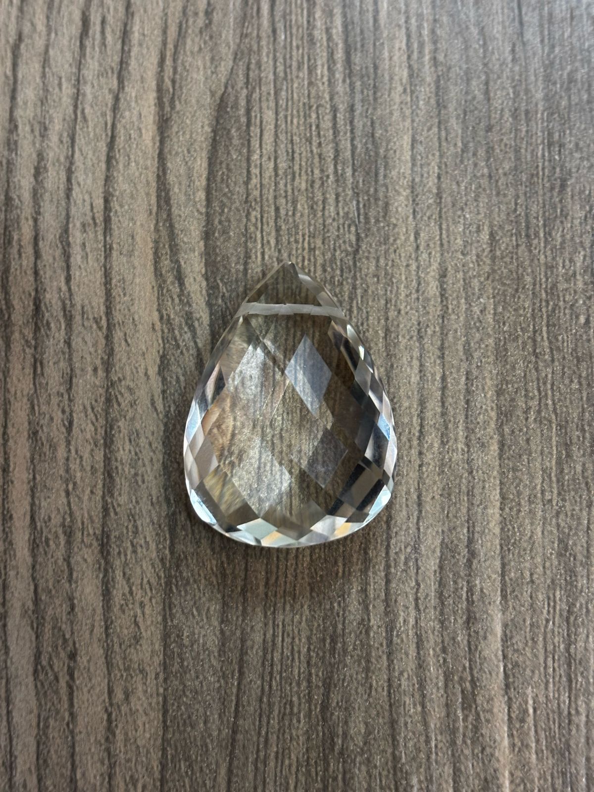 CRISTAL GOTA FACETADO 20x32 MM - FURO HORIZONTAL - 1 PEÇA