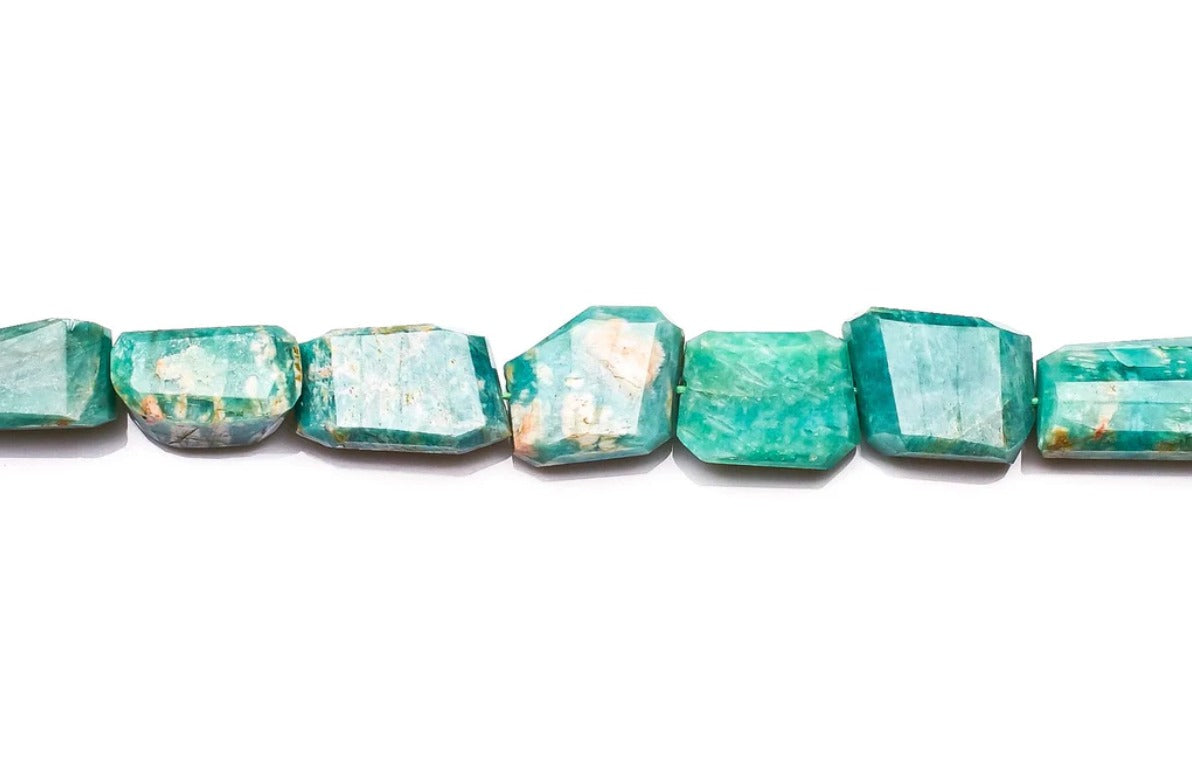 AMAZONITA NUGGET FACETADO 18X14MM - 20CM- 1FIO