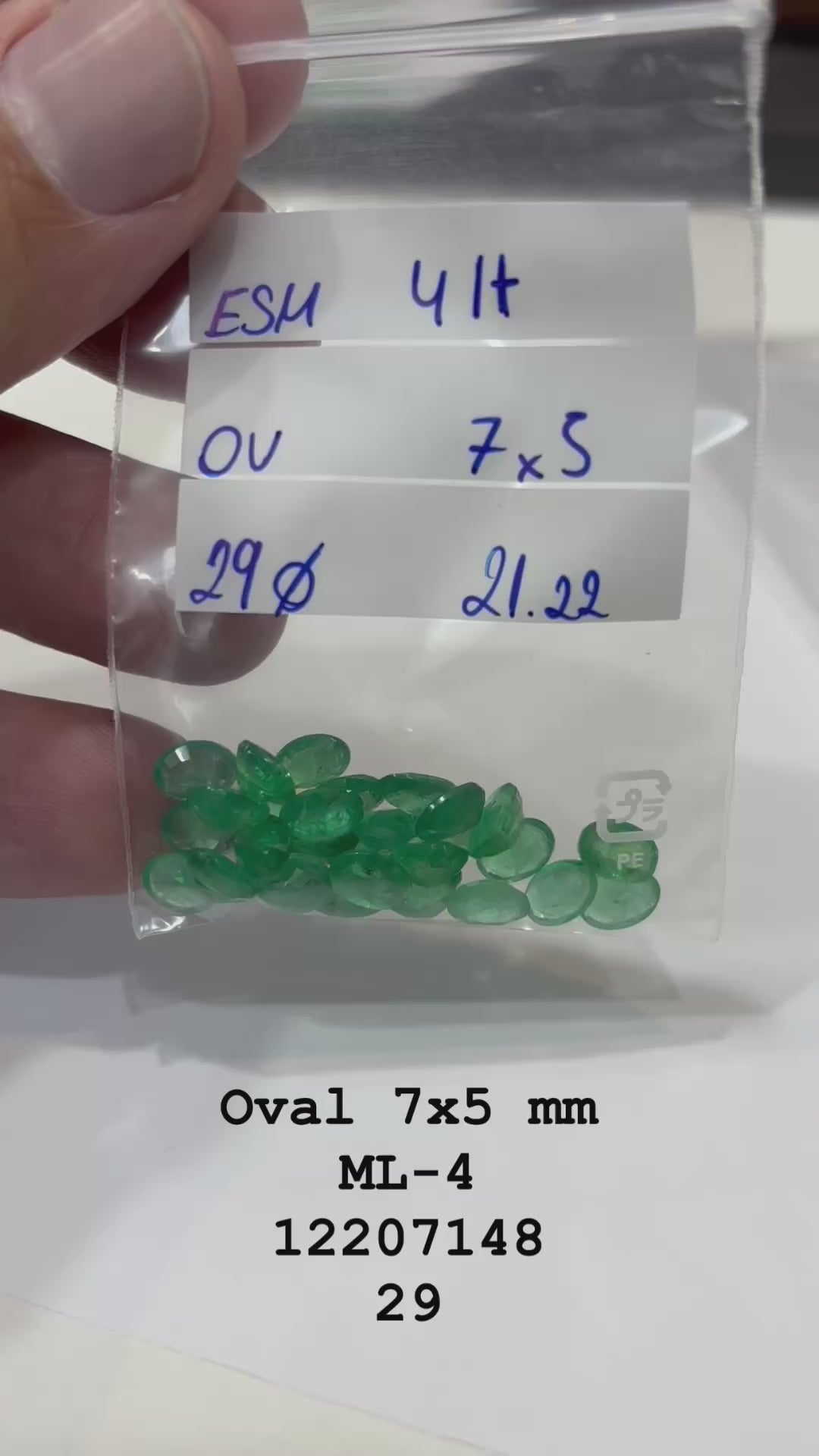 Esmeralda Oval 7x5 mm ML-4 4IT - Lote 21.22 cts - 29 Pedras Calibradas – Alta Qualidade para Joalheria