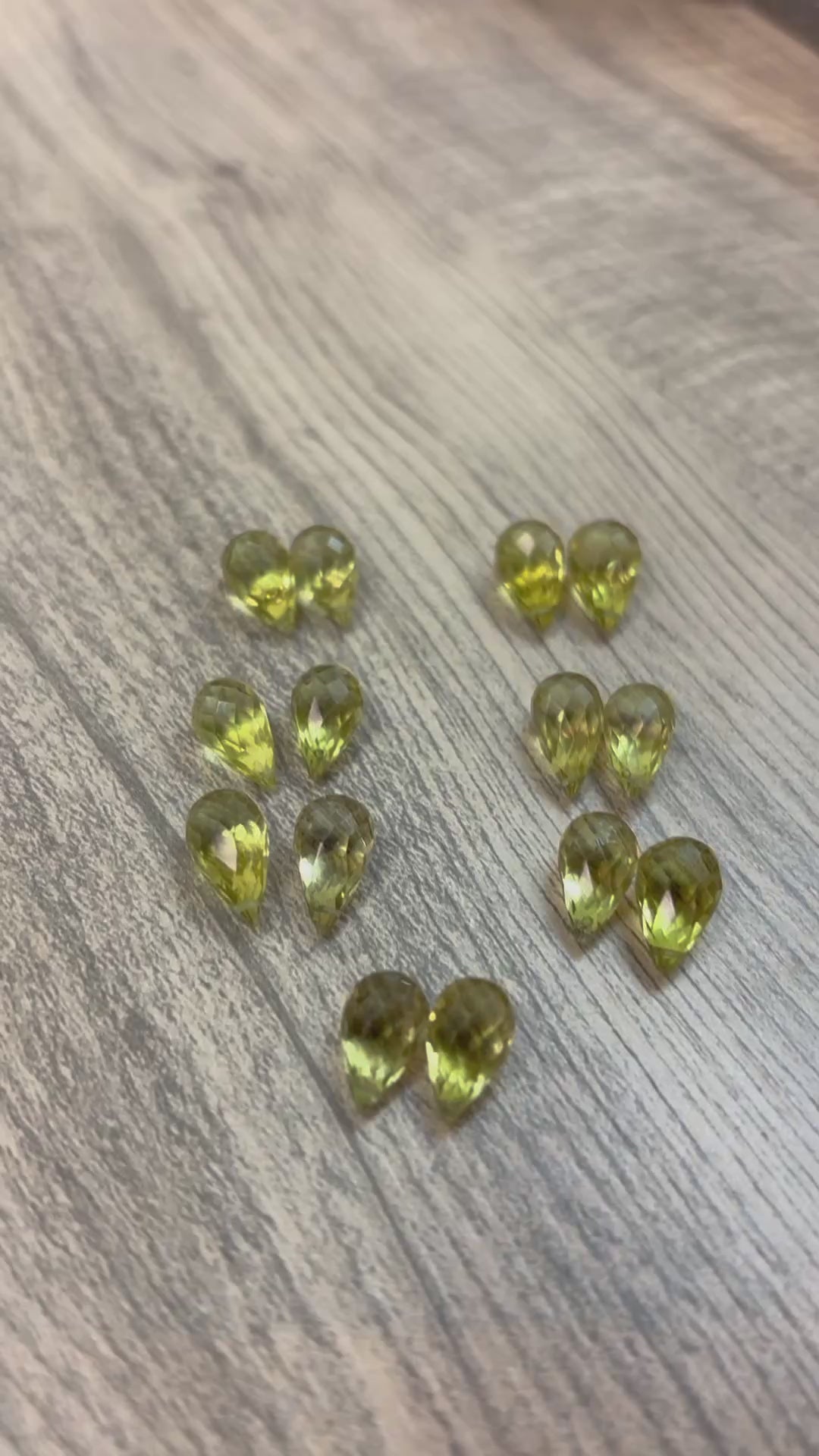 GREEN GOLD - 11.1x6.4mm - LOTE 14 PEÇAS