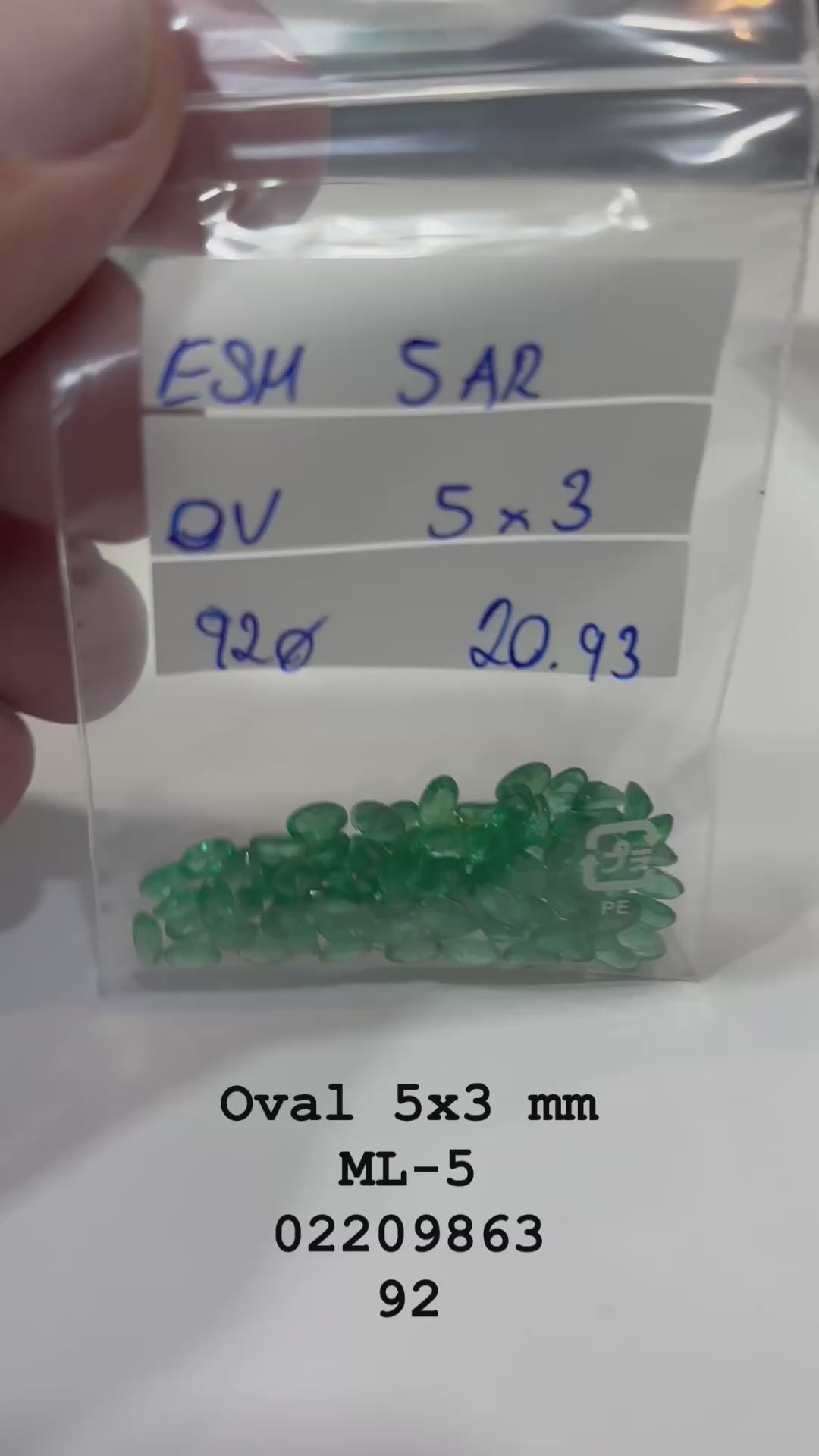 Esmeralda Oval 5x3 mm ML-5 5AR -Lote 20.93 cts - 92 Pedras Calibradas – Alta Qualidade para Joalheria