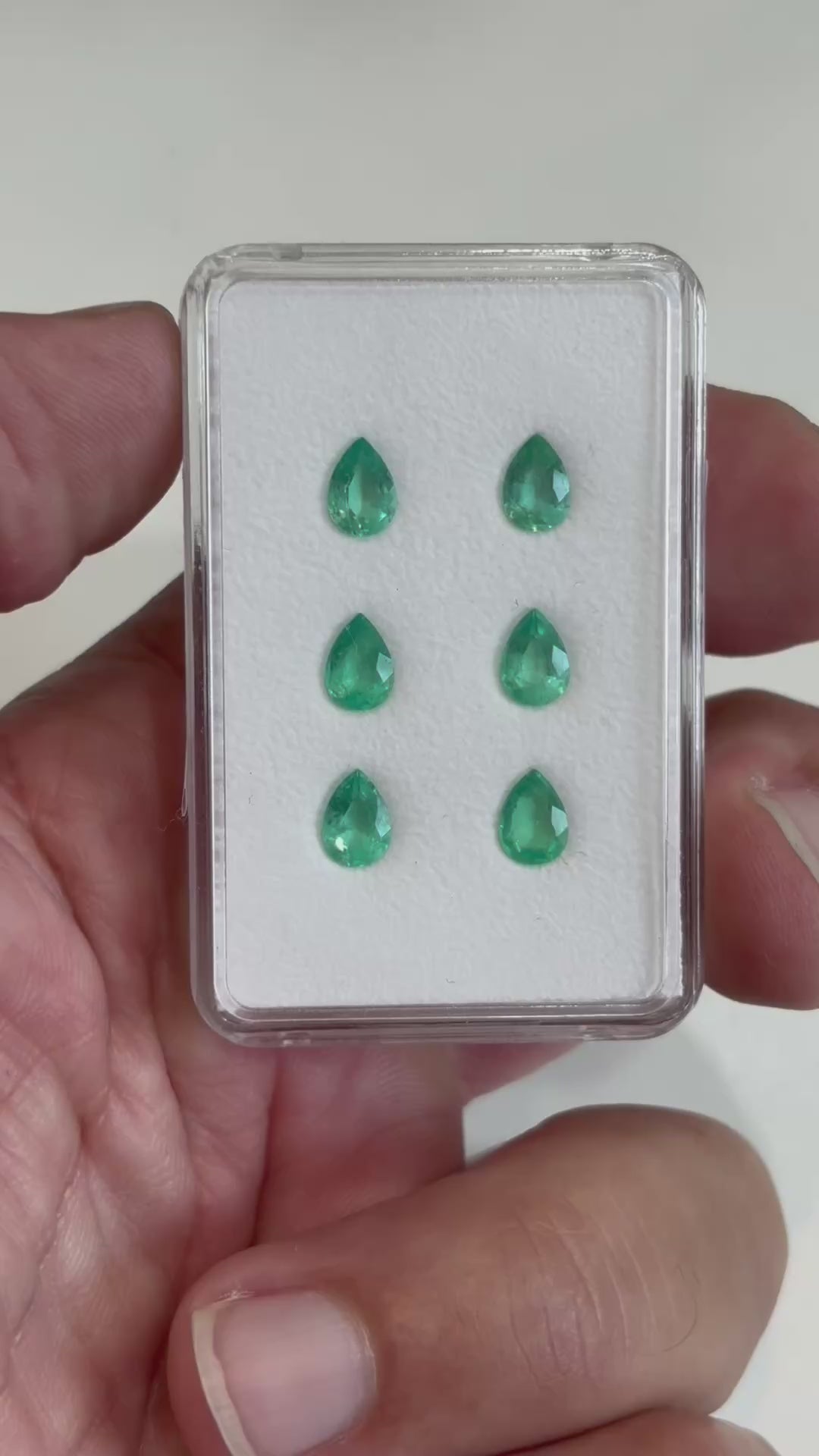 Esmeralda Gota 7x5 mm Natural – 6 Pedras (3.5 cts) Alta Qualidade para Joalheria