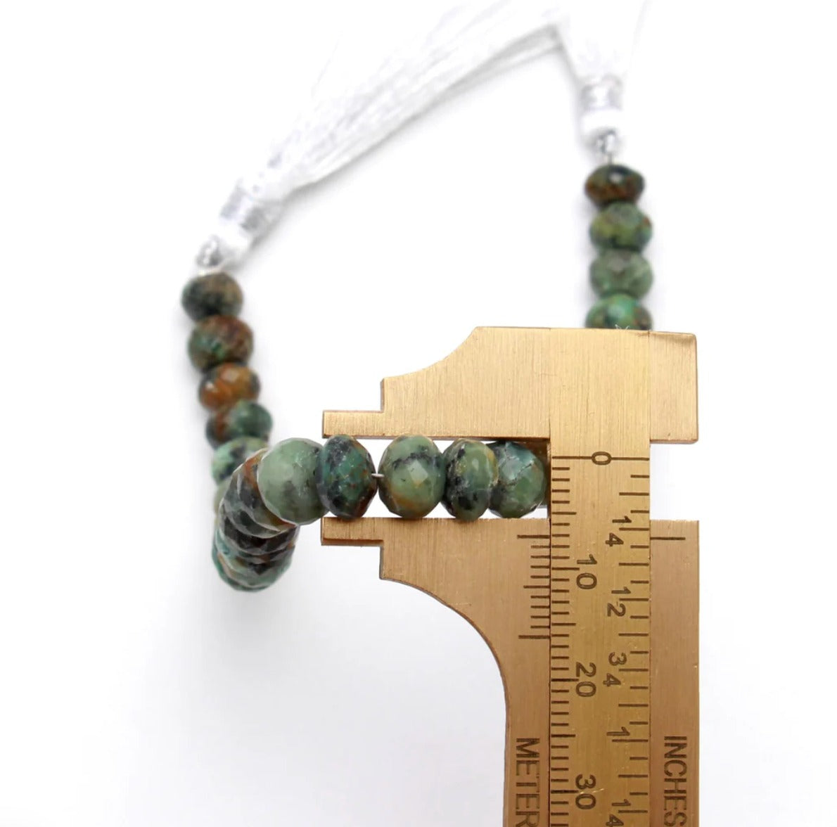 TURQUESA AFRICANA NATURAL BOTÃO FACETADO 6.5MM- 20CM- 1FIO